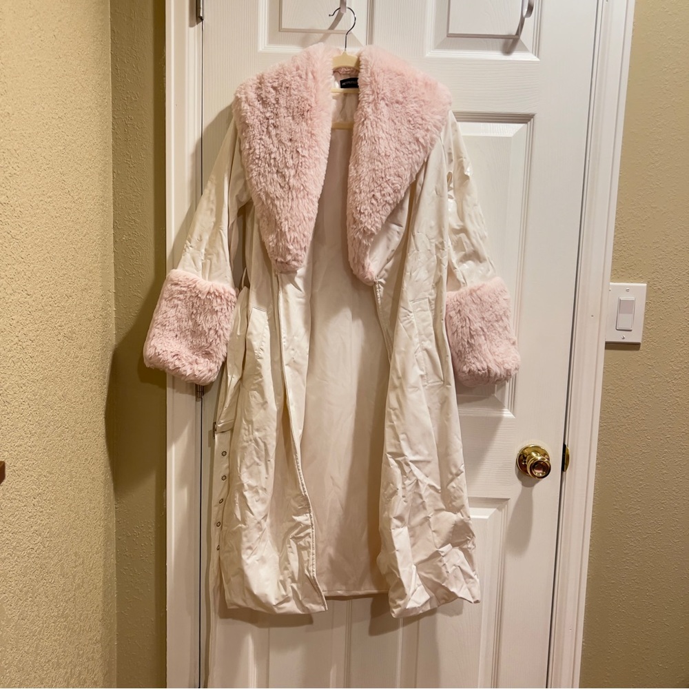 Pretty Little Thing Pink and White Women's Coat